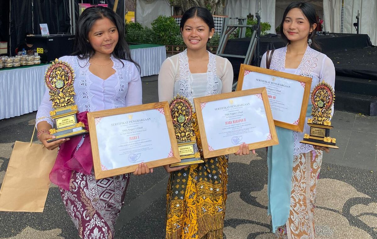 prestasi-1ff1de774005f8da13f42943881c655f